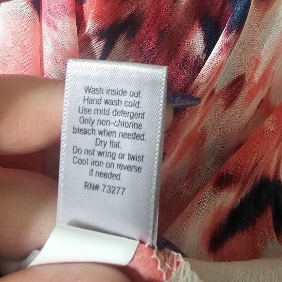 Jennifer Lopez Floral Watercolor V-Neck Blouse in Coral, Navy & Mint - Picture 3 of 14